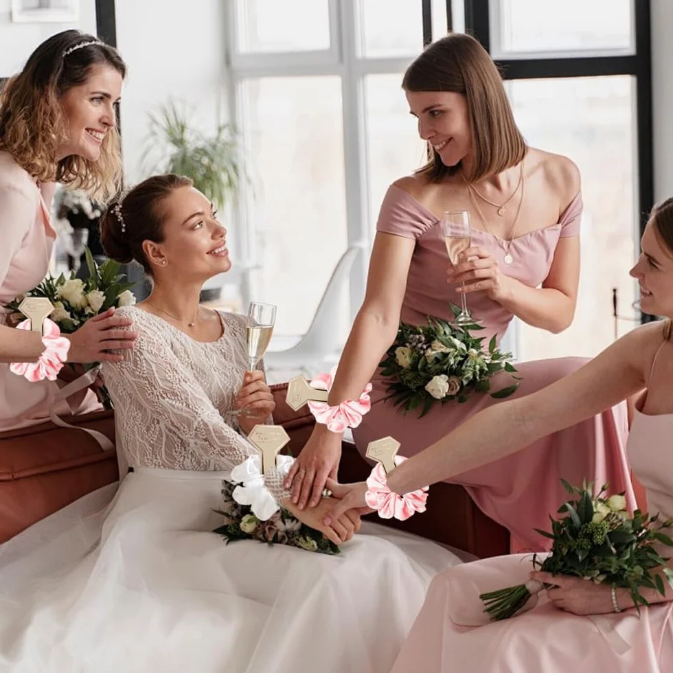 20pz Regali Nuziali Sposa Borsa Cosmetica in Tela Damigella D'onore Capelli Scrunchies Tatuaggi Temporanei Sposa Accessori Decorativi per Matrimoni, Feste Di Nozze, Fidanzamento
