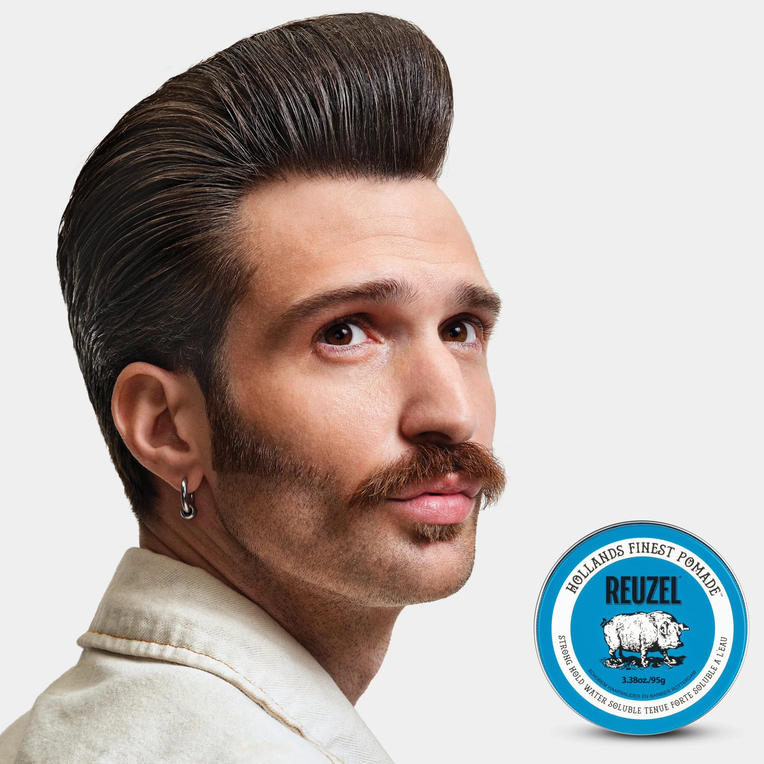 Reuzel Blue Pomade, pommade à tenue forte pour un look ultra brillant, soluble dans l'eau avec un parfum de vanille - 3,38 oz/95g