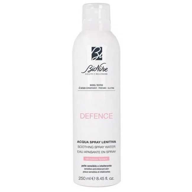 promo 2 pezzi Bionike Defence - Acqua Spray Lenitiva per un Immediato Effetto Rinfrescante e Addolcente, Rinforza la Barriera Cutanea, Attenua gli Arrossamenti e Dona Benessere, 2 pezzi da 250 ml