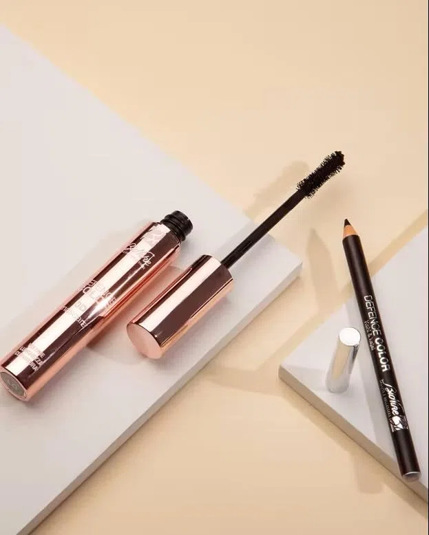 BioNike Defence Color - Mascara 3D + Matita Kohl&Kajal, Special Set Make Up Occhi, Dona Ciglia Volumizzate e uno Sguardo Intenso, Nero