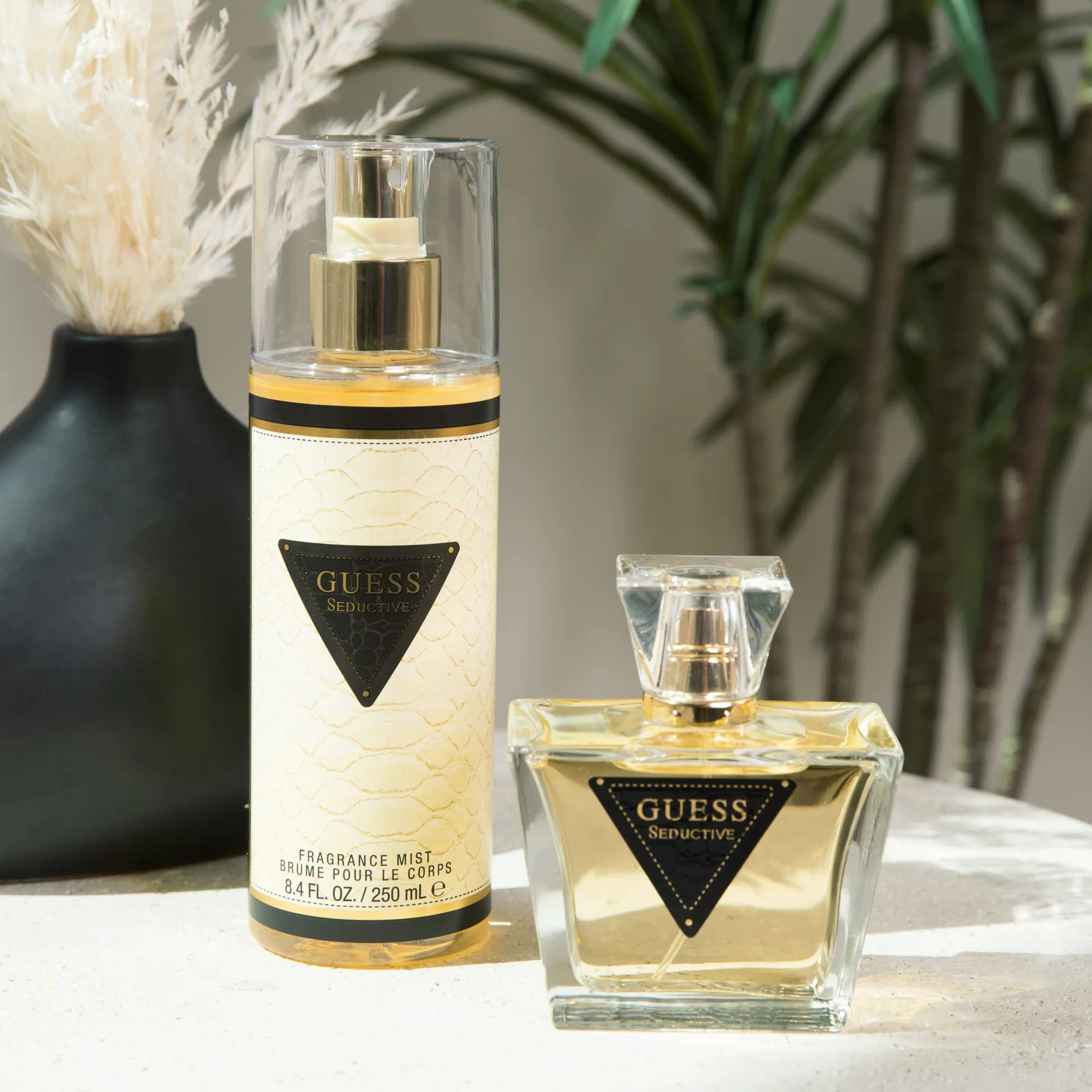 GUESS Seductive, Eau de Toilette da Donna, Colonia Floreale Fruttata, Fragranza Sensuale Persistente, 75 ml