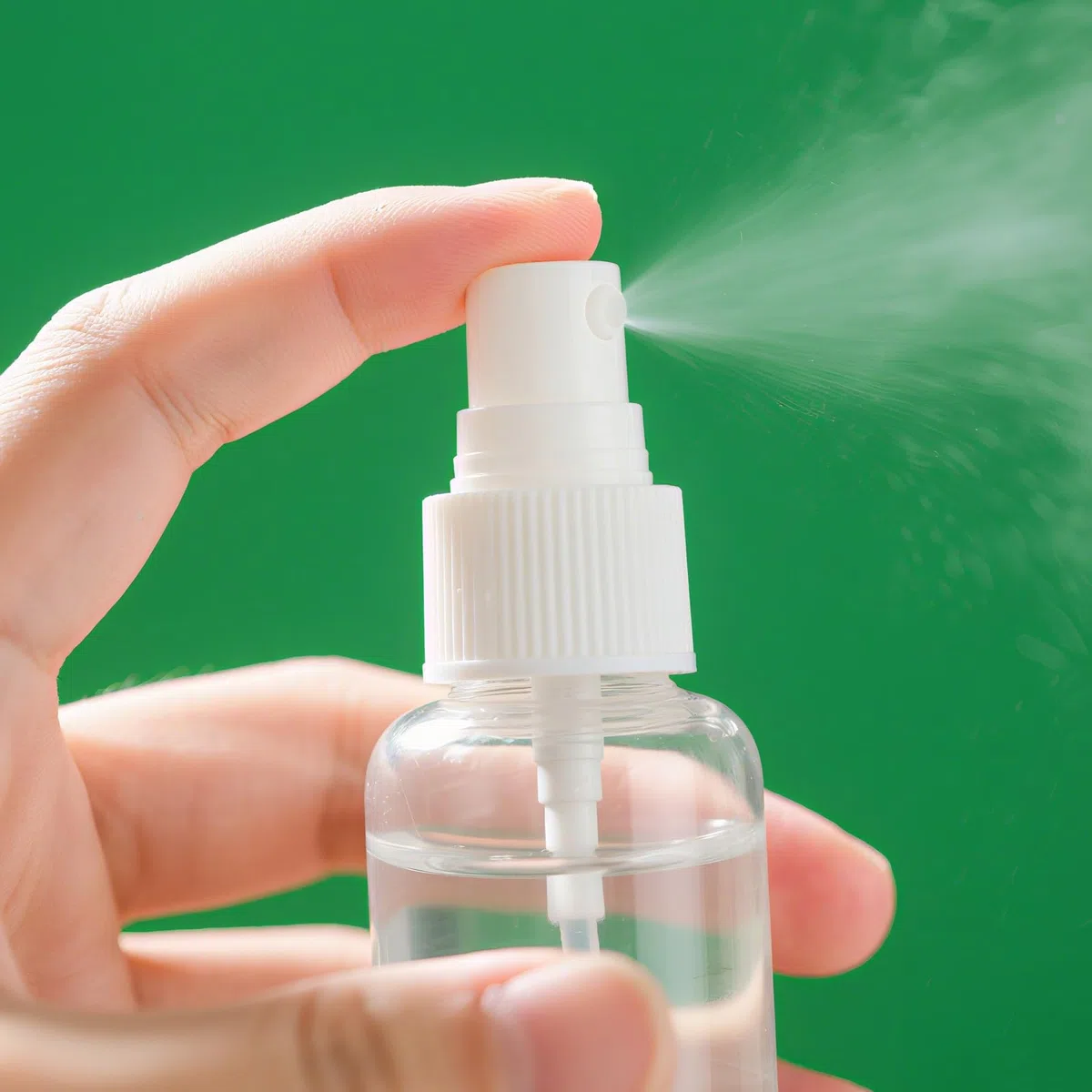 MUKSEUT 40 flaconi spray da 100 ml, in plastica, trasparenti, ricaricabili, con tappo, per oli essenziali, toner, profumi