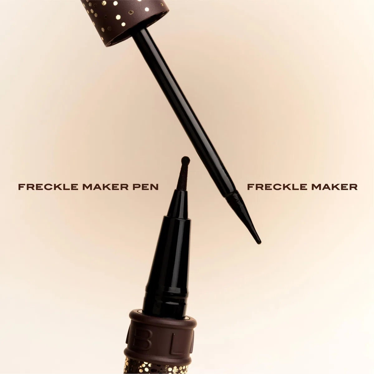 NABLA Freckle Maker Pen | Tinta Viso per Lentiggini Finte dal Risultato Naturale, Waterproof, Lunga Durata, Applicazione di Precisione, Vegano, Cruelty-Free, Make-up Professionale | Made in Italy