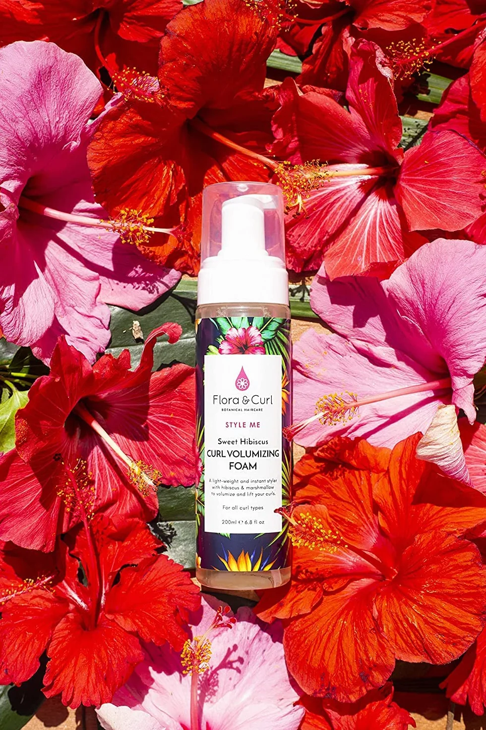 Flora & Curl Sweet Hibiscus Curl - Schiuma volumizzante senza cruelty-Free Botanical Volume Foam per corpo e rimbalzo, 200 ml
