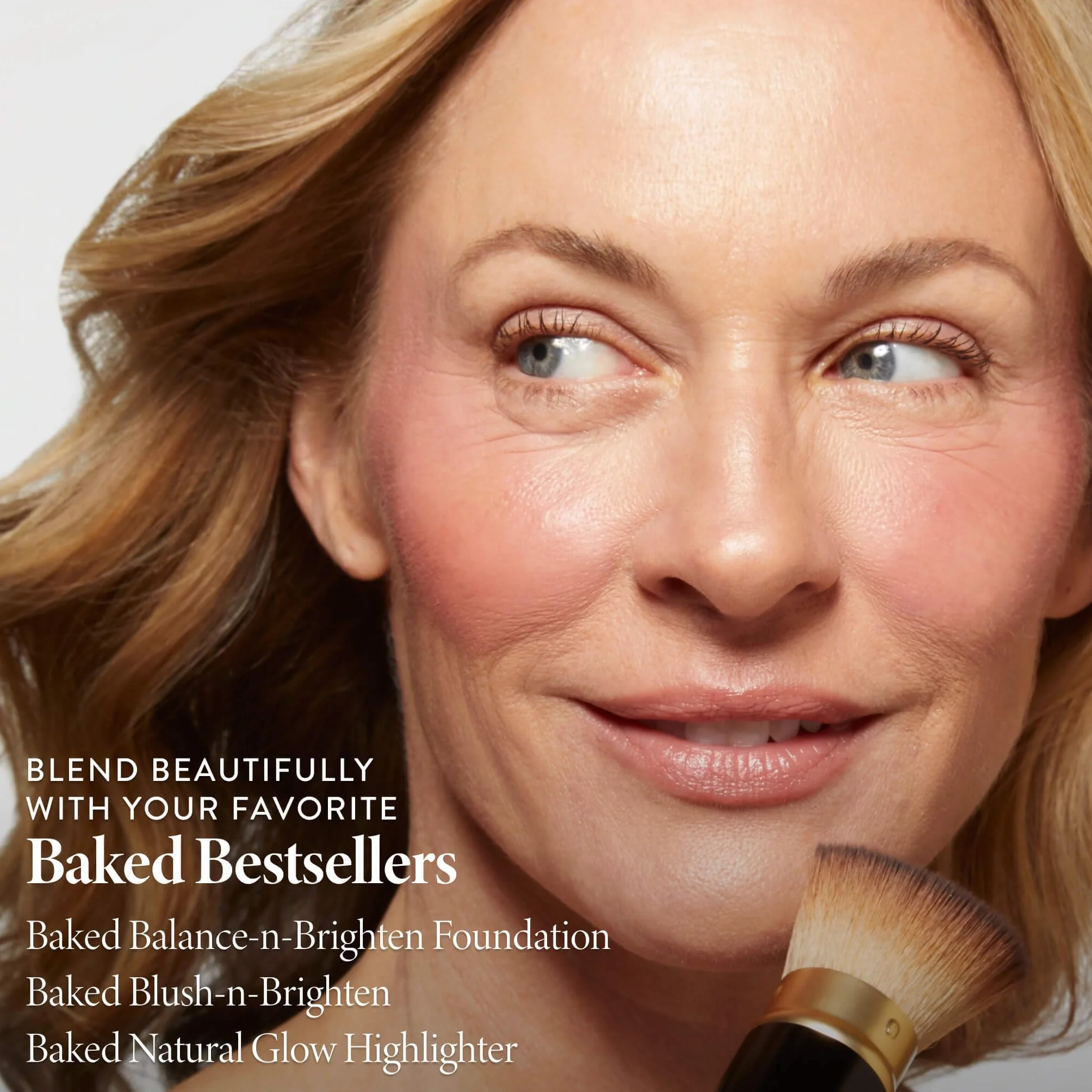 LAURA GELLER NEW YORK Pennello Kabuki Angolato Retrattile – Pennello Fondotinta e Contouring, per Polveri, Liquidi e Creme – Setole Ultra Morbide, Vegane, Ideale per i Viaggi