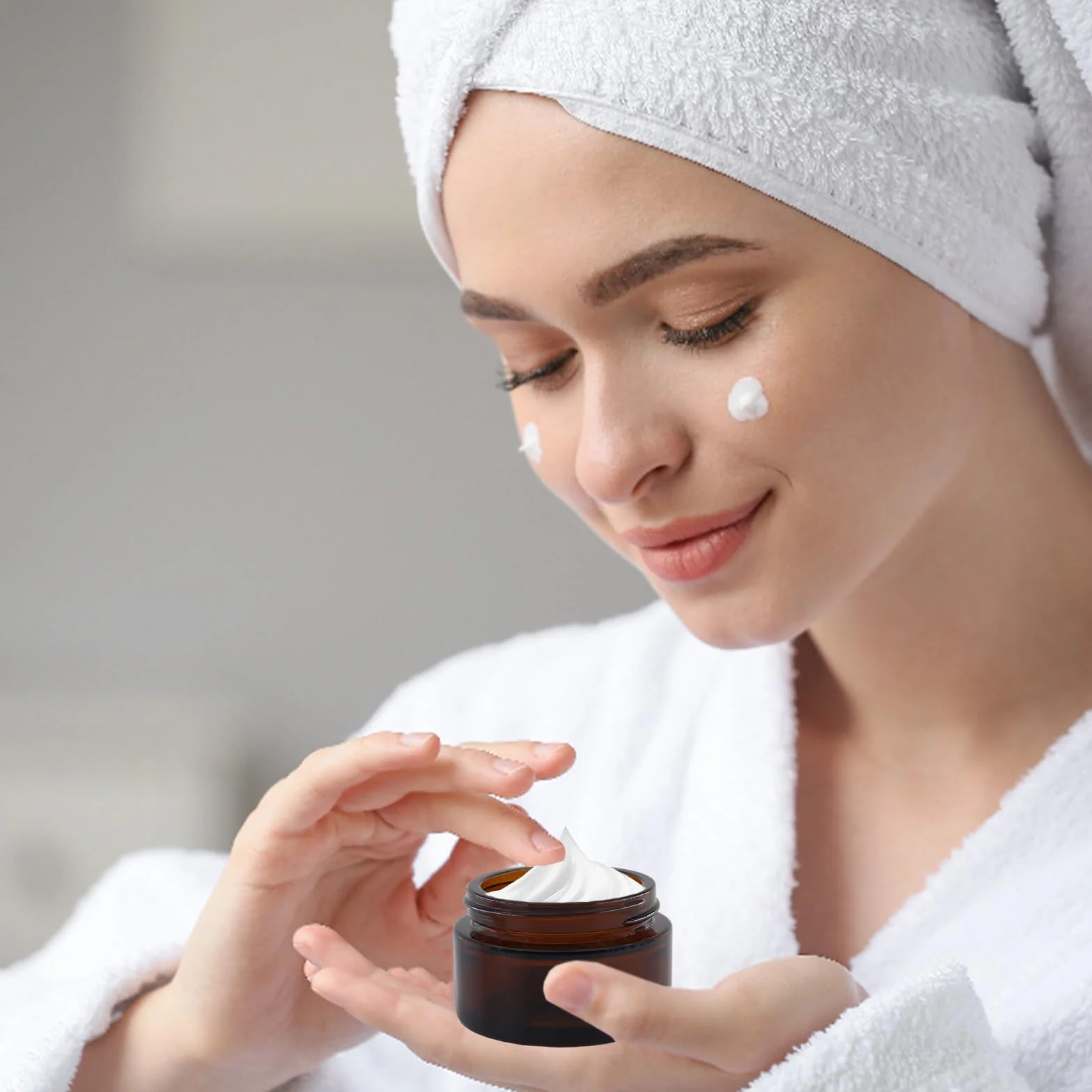 12 Barattoli Vuoti in Vetro Ambra da 30 ml, Contenitori per Unguento e Crema da Riempire, Con Coperchio e Fodera per Cosmetici, Creme e Lozioni