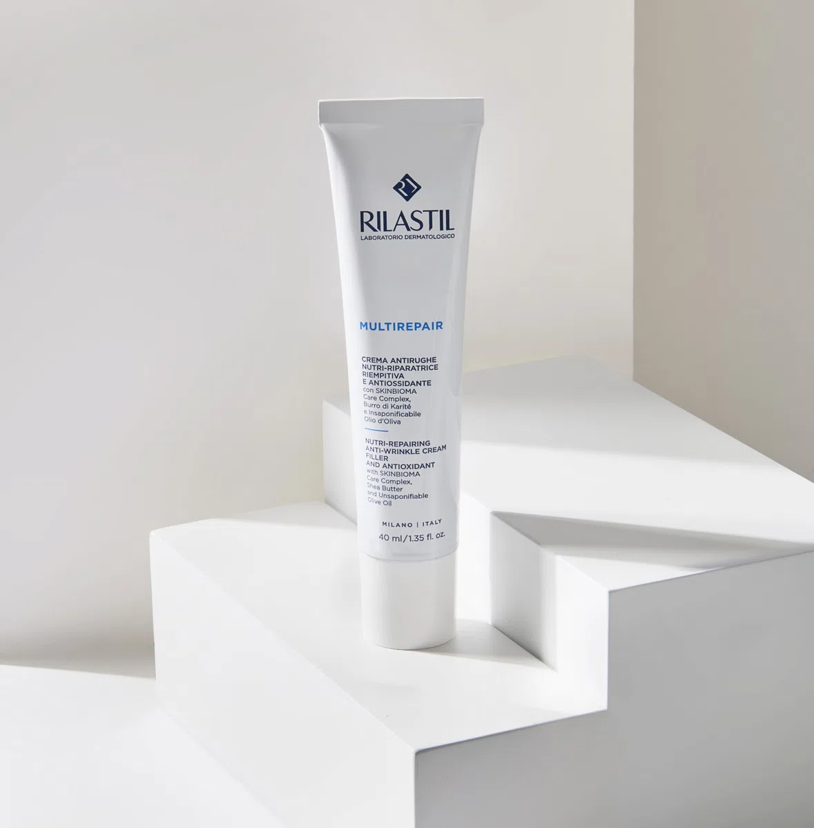 Rilastil Multirepair Crema Viso Antirughe Nutririparatrice, Nutriente, Idratante con Burro di Karité per Pelli Molto Secche, Confezione da 40 ml