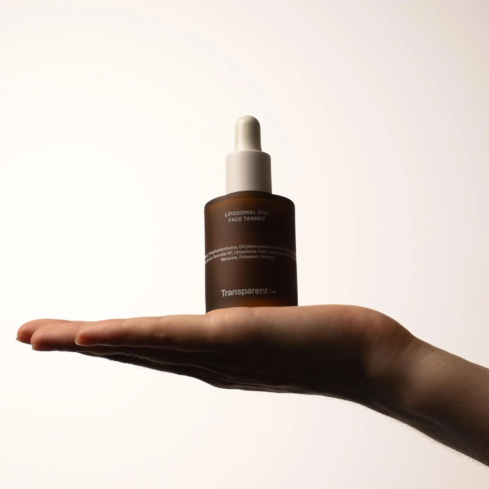 Transparent Lab Liposomal DHA Face Tanner 30 ml – Autoabbronzante viso a effetto progressivo con il 6% di DHA incapsulato, abbronzatura naturale senza sole, effetto luminoso uniforme e di lunga durata