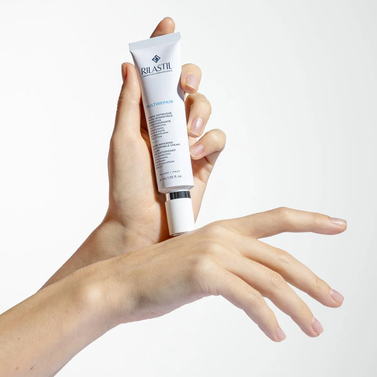 Rilastil Multirepair Crema Viso Antirughe Nutririparatrice, Nutriente, Idratante con Burro di Karité per Pelli Molto Secche, Confezione da 40 ml