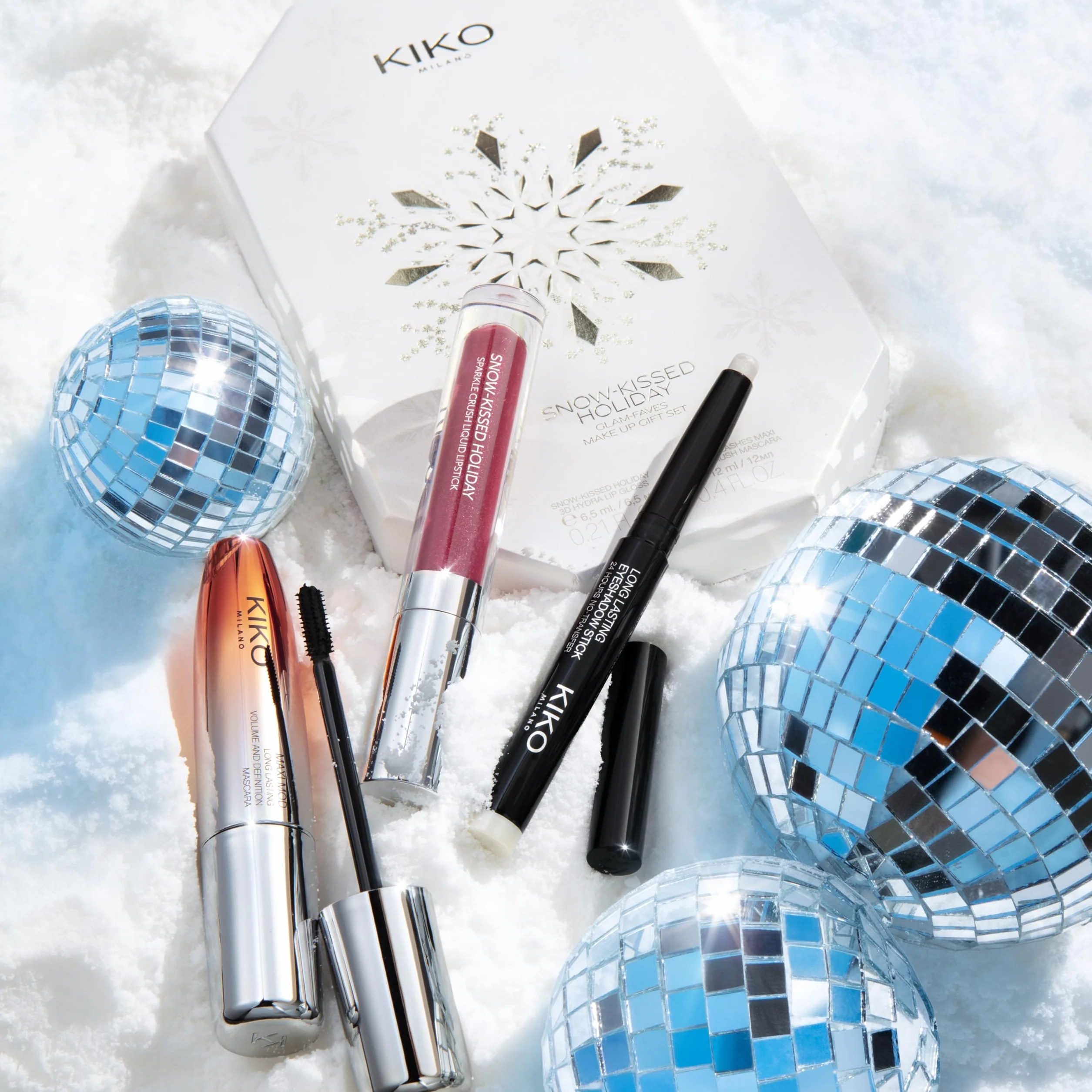 KIKO Milano Snow-Kissed Holiday Glam-Faves Make Up Gift Set, Gift Set Makeup: Mascara Effetto Volume, Rossetto Da Mat A Scintillante E Ombretto In Stick